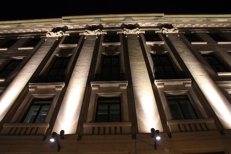 Váci utcai épület új éjszakai látképe Osram fényben
